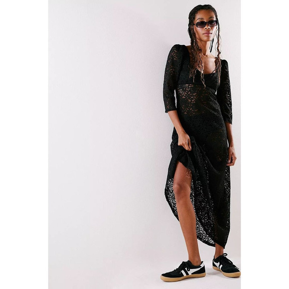 New FREE PEOPLE Adored Maxi Dress LACE $198 MEDIUM Black Sheer Lace Semi Lined - Picture 1 of 7